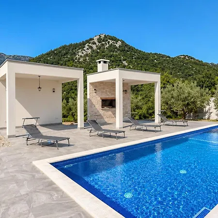 In With Swimming Pool * Vrgorac